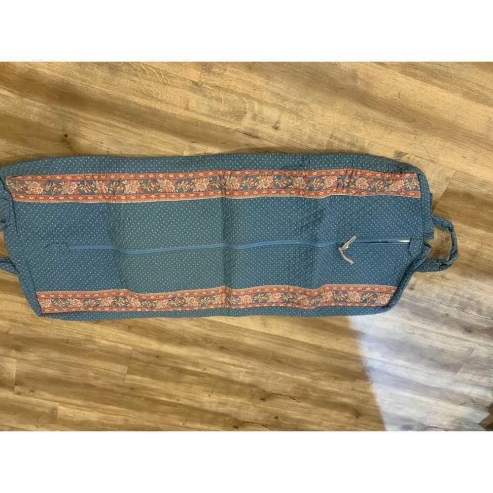 Vera Bradley Wedgwood Blue Garmet bag